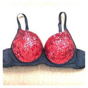 Sexy dance wear top.